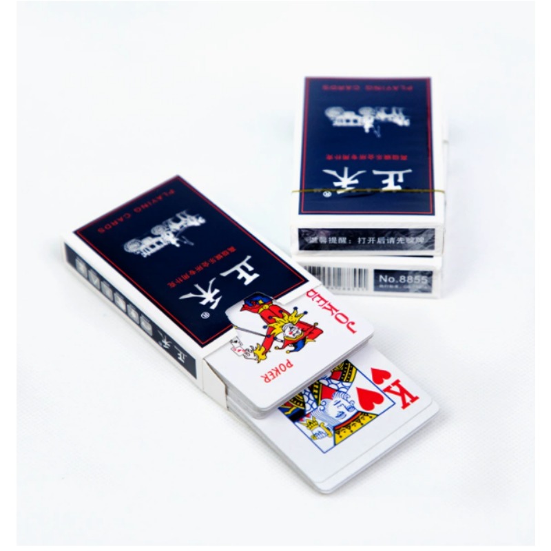 Premium Opaque Playing Cards S - Book Party Games のレビューと価格