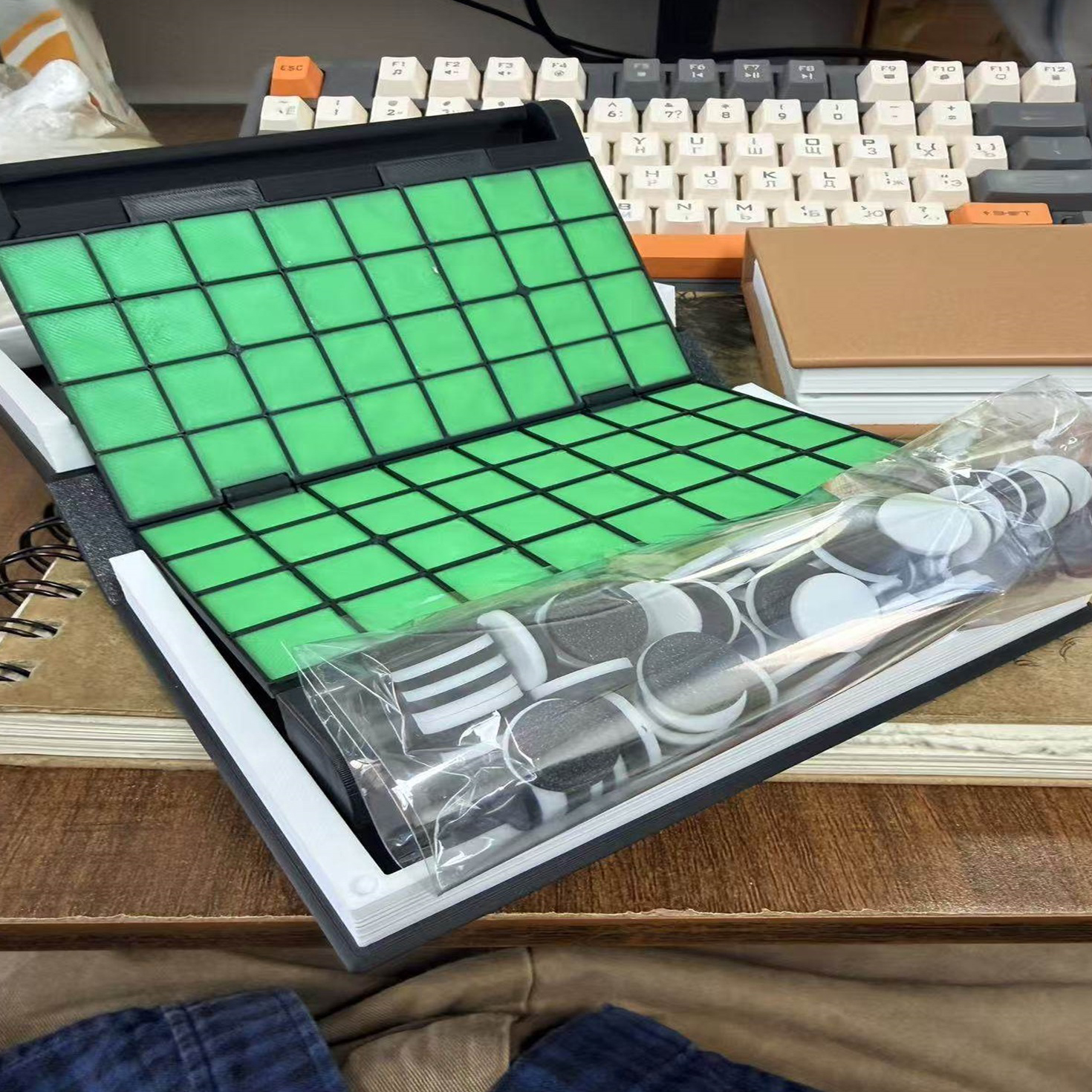 3D Printed Board Book, Board G - Book Party Games のレビューと価格