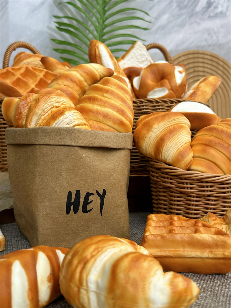 Soft Mini Baguette Model Reali - Party Games Graduation のレビューと価格