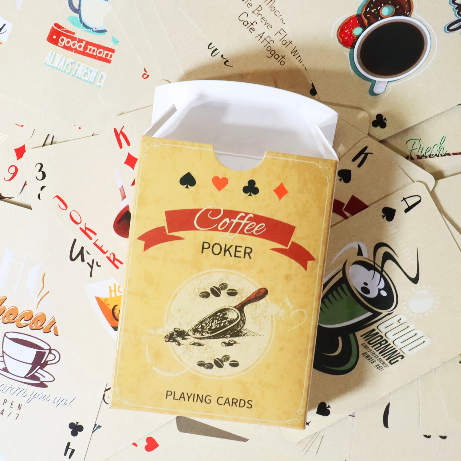 Coffee Paper Playing Cards Vin - Book Party Games のレビューと価格