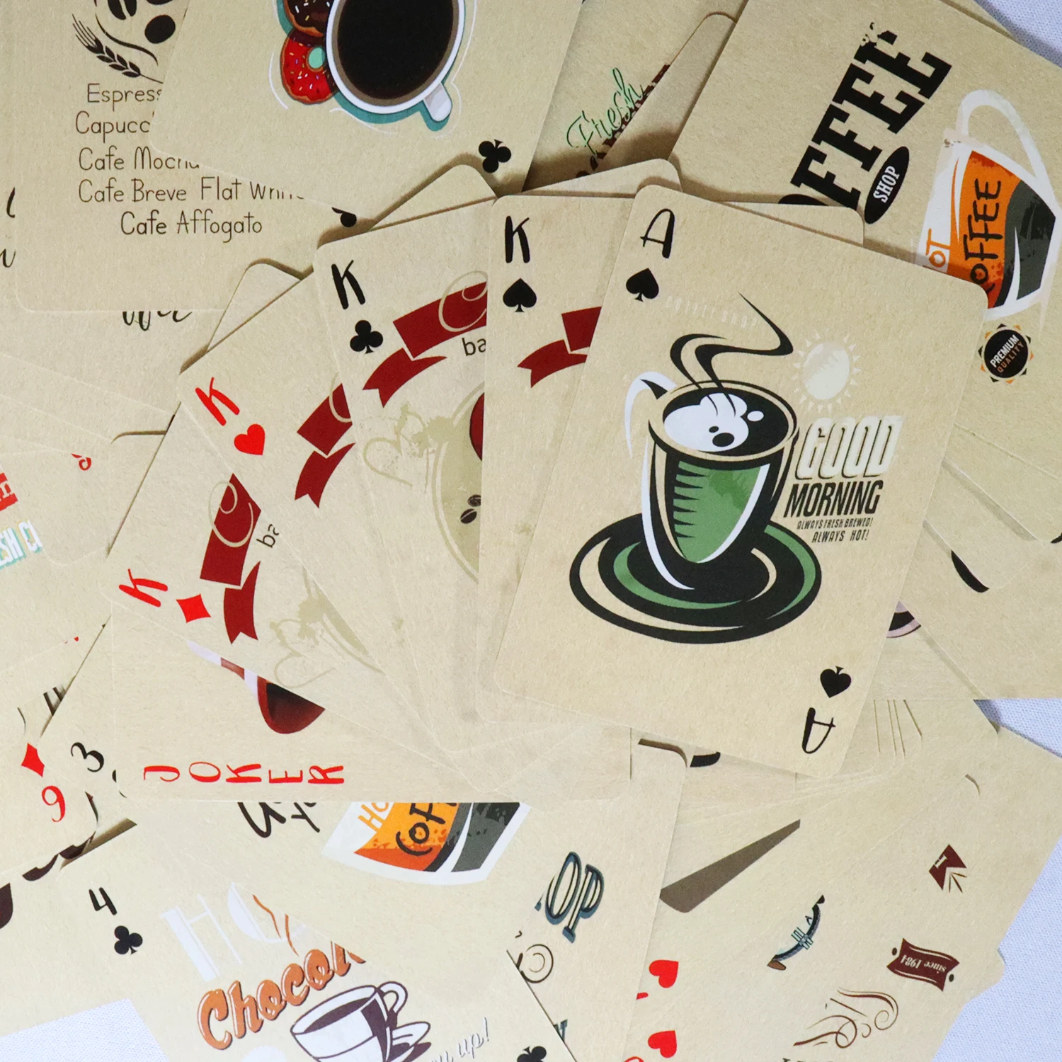 Coffee Paper Playing Cards Vin - Book Party Games のレビューと価格